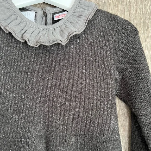 Zara girls knit dress. Size 2-3. GUC. - Picture 4 of 5